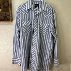 Wrangler Striped Button-Up Shirt in Blue and White
